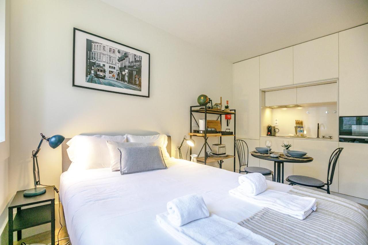 Lovelystay - Taipas Studio With Ac Porto Exterior foto